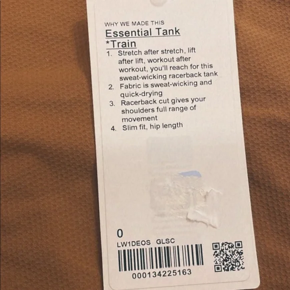 Brand new with tags lululemon “Essential Tank Train” - Picture 4 of 4